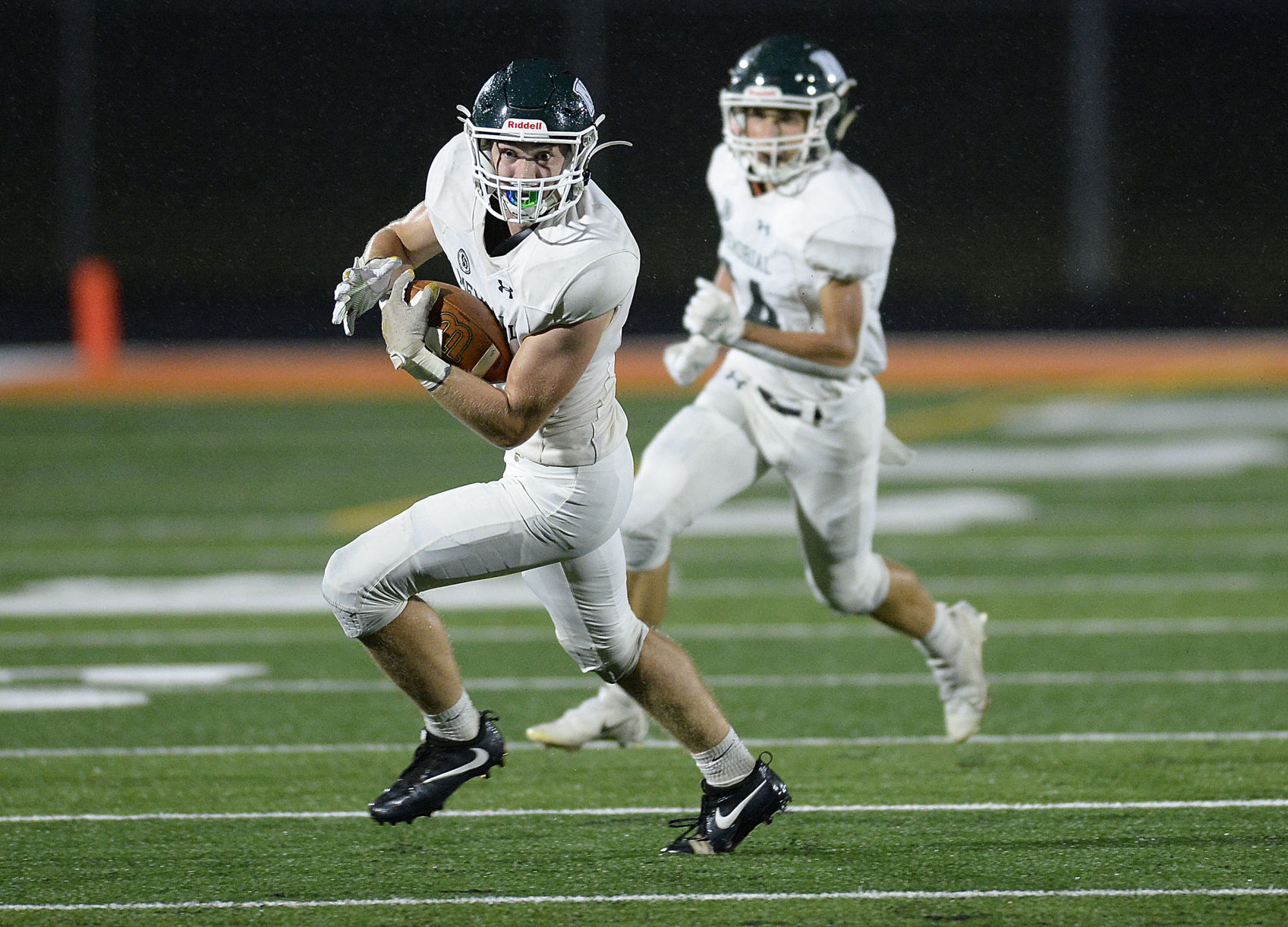 Madison-Memorial-at-Verona-Wisconsin-high-school-football-08-I4I_0534-09032021210856